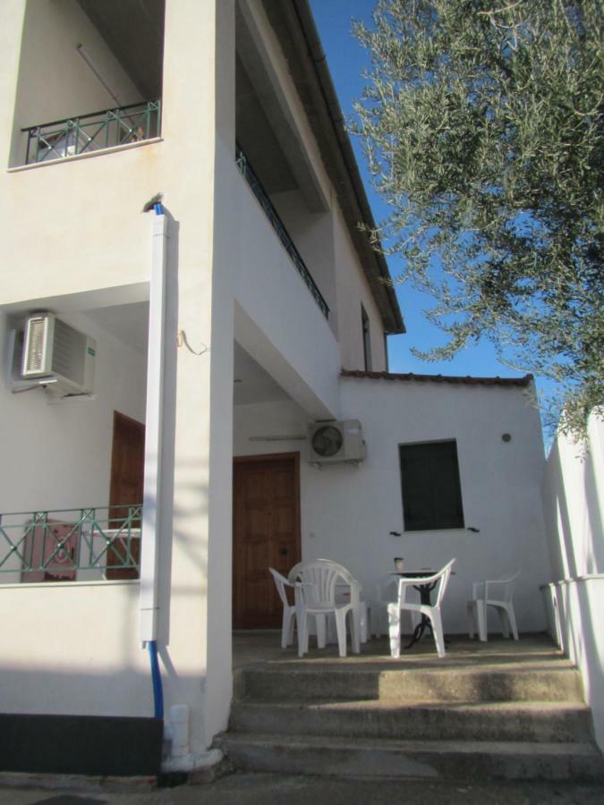 Appartamento "Action" House In Leonidio 4-Beds Esterno foto